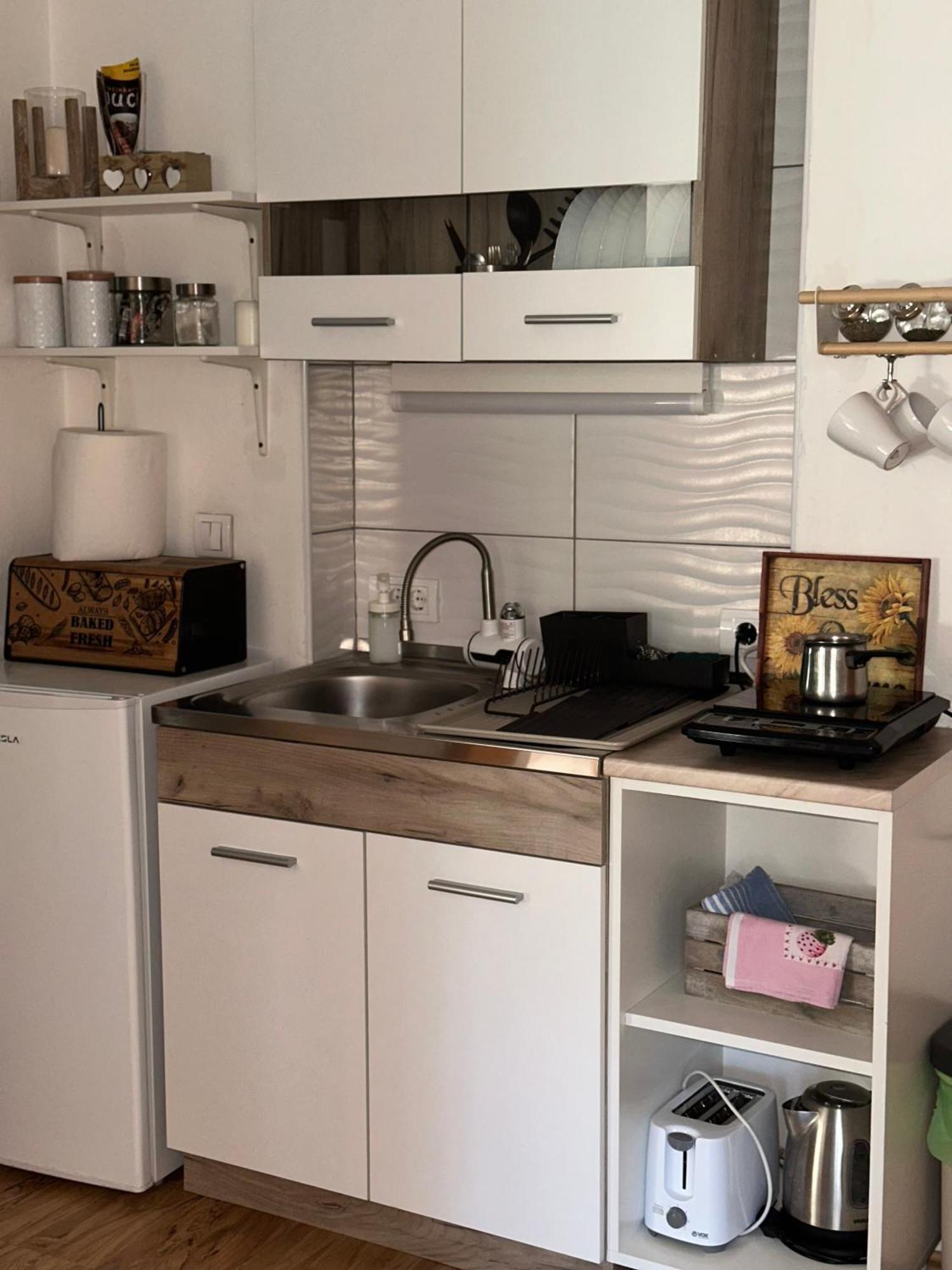 Apartamento Lilyy Leskovac  Exterior foto